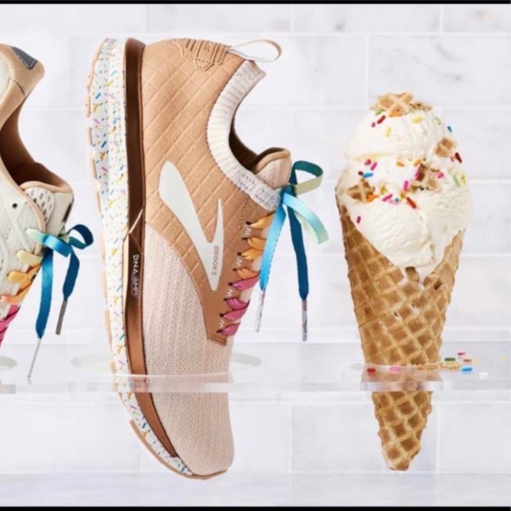 Brooks Ricochet LE Dessert Edition Sprinkles Size 10